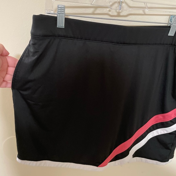 ✨Women’s Izod Golf Skort Size L - Picture 2 of 7